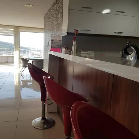 şehir Ve Doğa Manzaralı özel Bahçeli Lüx *