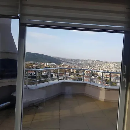 酒店 Sehir Ve Doga Manzarali Oezel Bahceli Luex