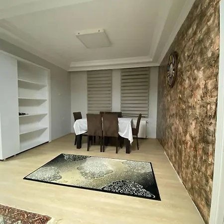 şehir Ve Doğa Manzaralı özel Bahçeli Lüx