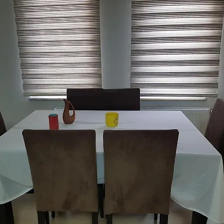 şehir Ve Doğa Manzaralı özel Bahçeli Lüx